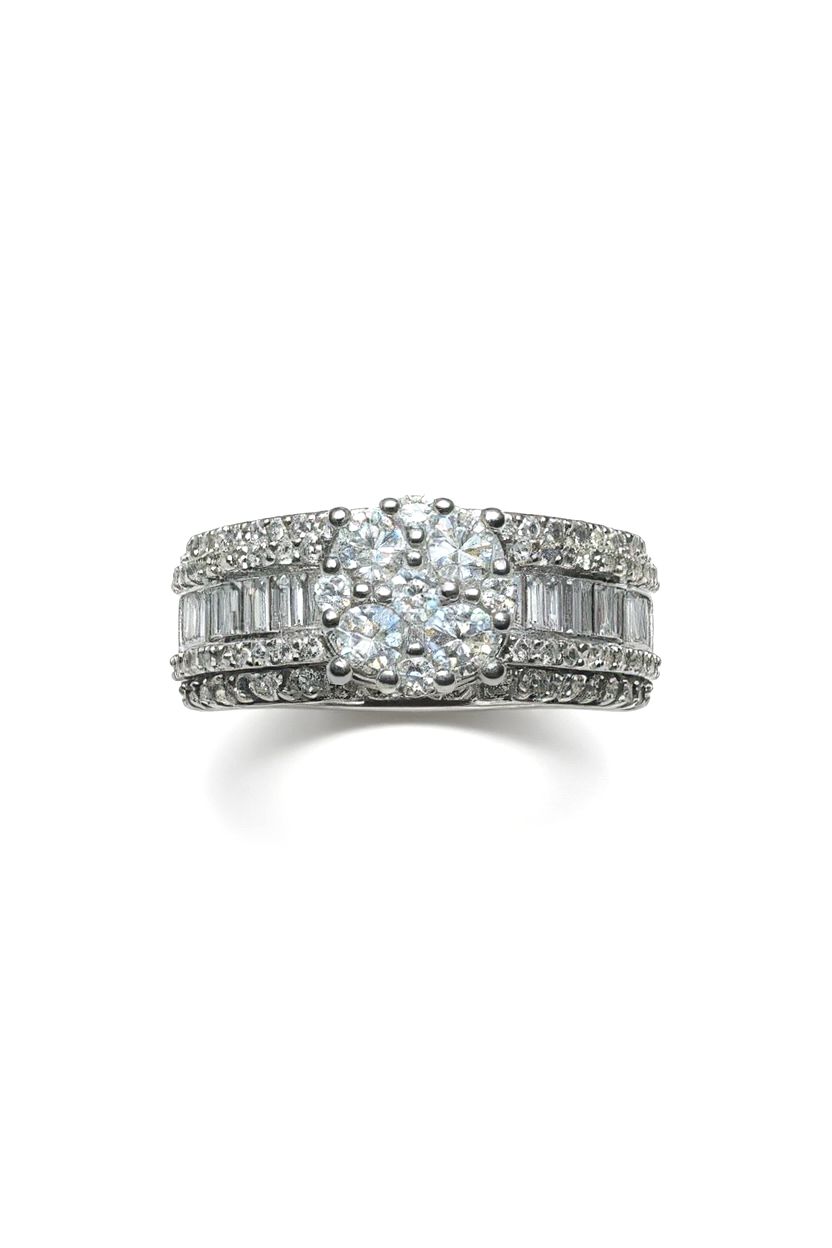 18ct White Gold Baguette & Round Diamond Cluster Ring