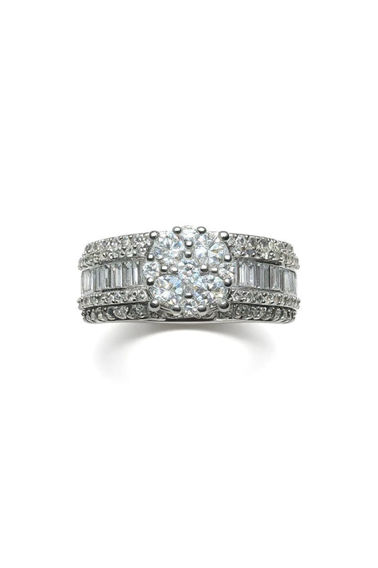 18ct White Gold Baguette & Round Diamond Cluster Ring