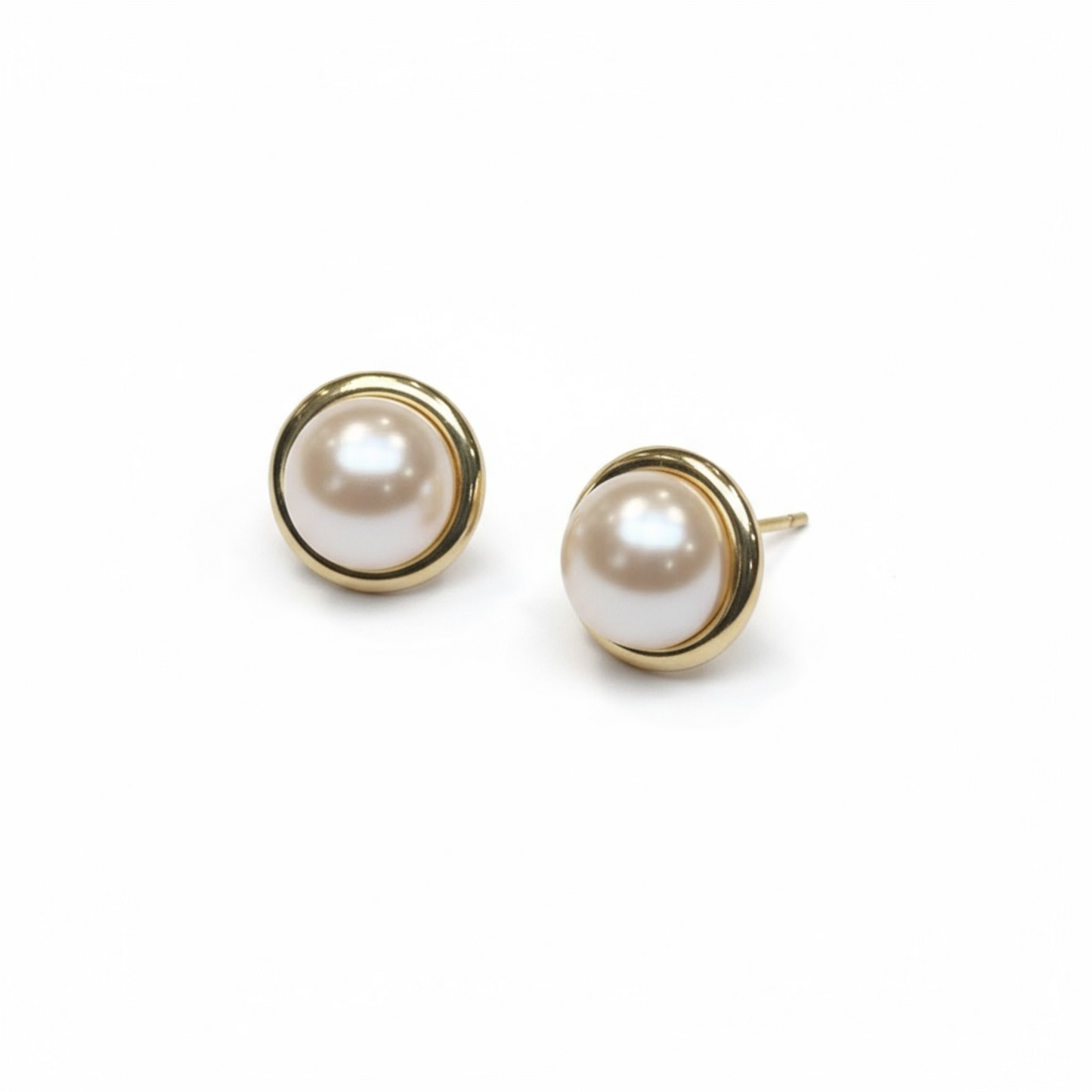 9ct Yellow Gold Tube Set Pearl Stud.
