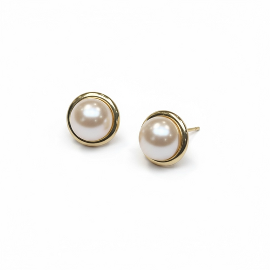 9ct Yellow Gold Tube Set Pearl Stud.
