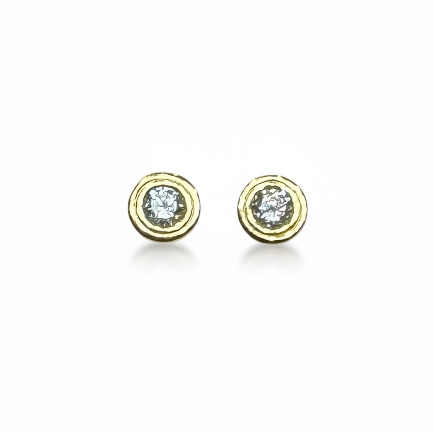 9ct Yellow Gold Double Rim Tube Set CZ Stud.