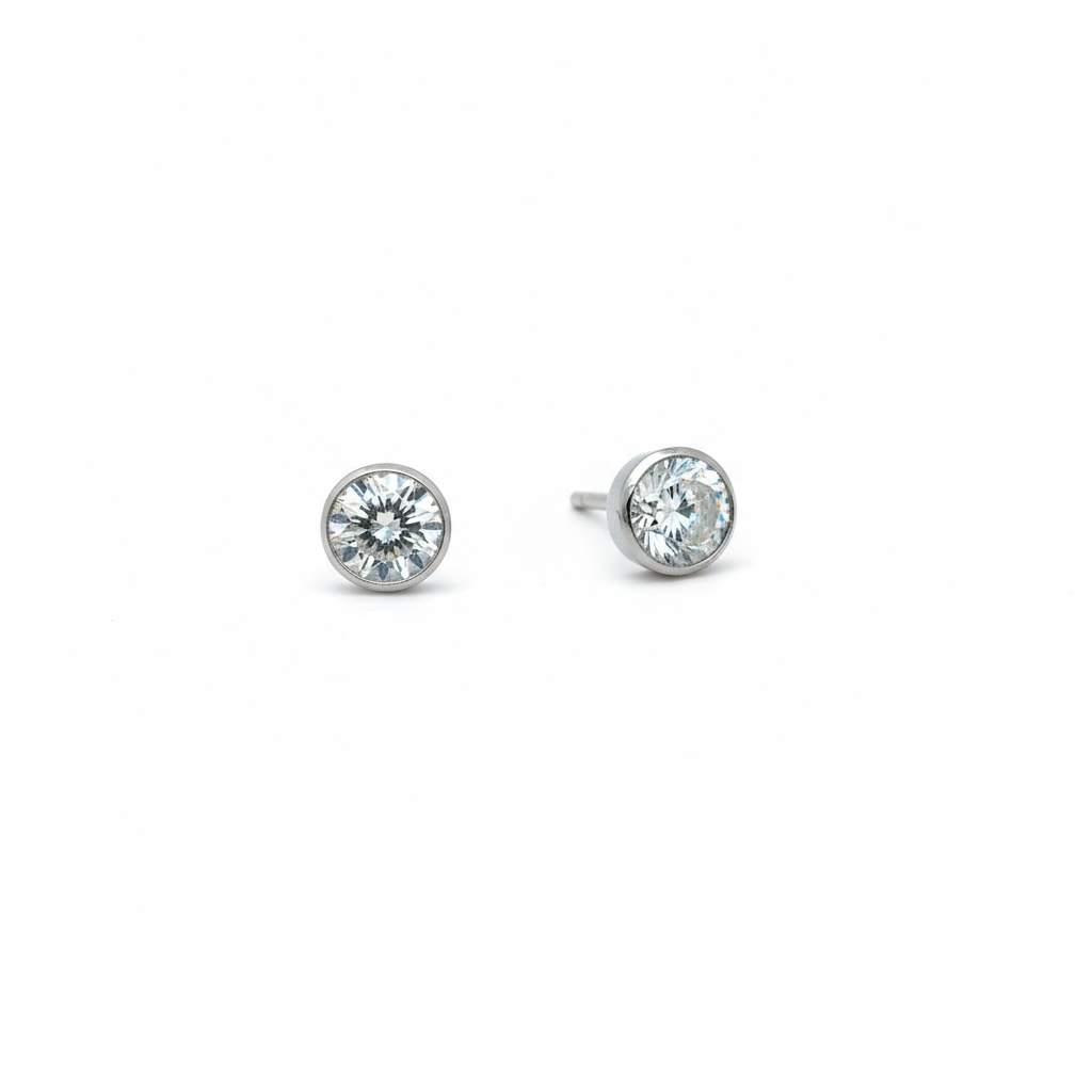 9ct White Gold Tube 5mm CZ Studs