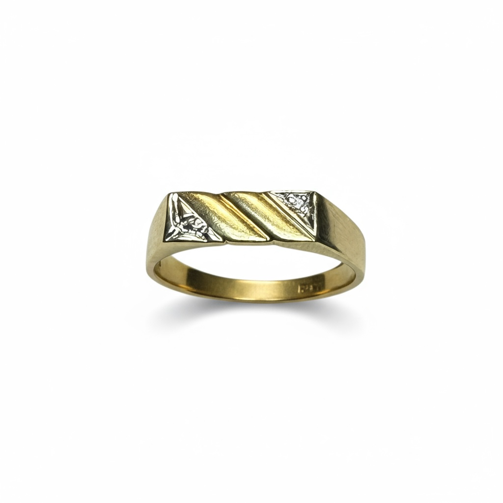 9ct Yellow Gold Gents CZ Ring