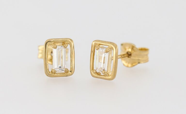 9ct Cz Studs